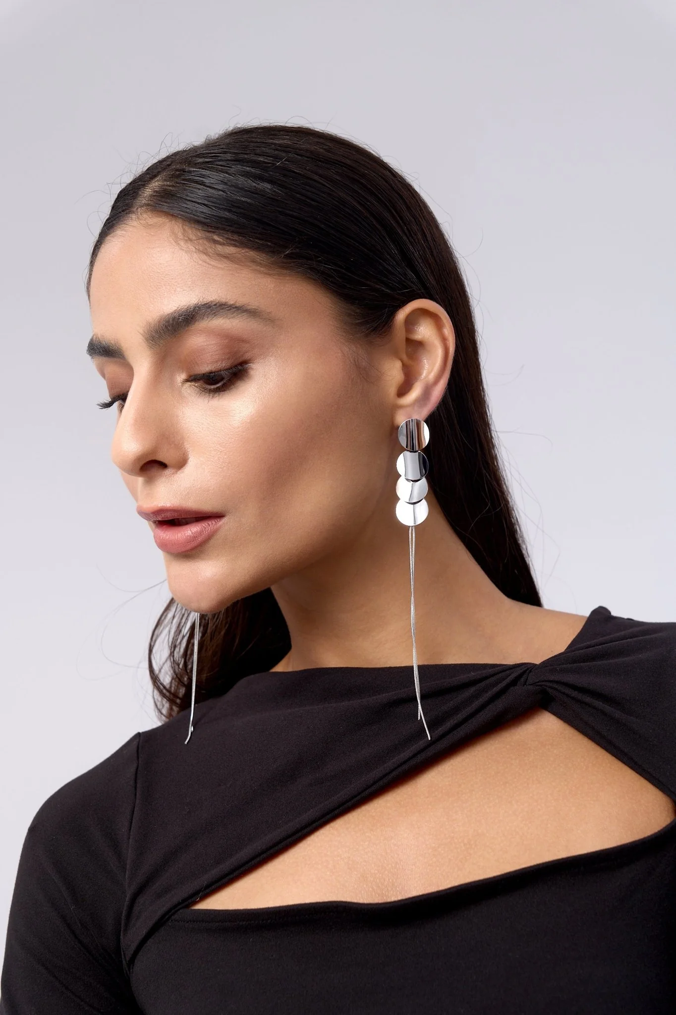 Alina Drop Disk Earrings - Image 3