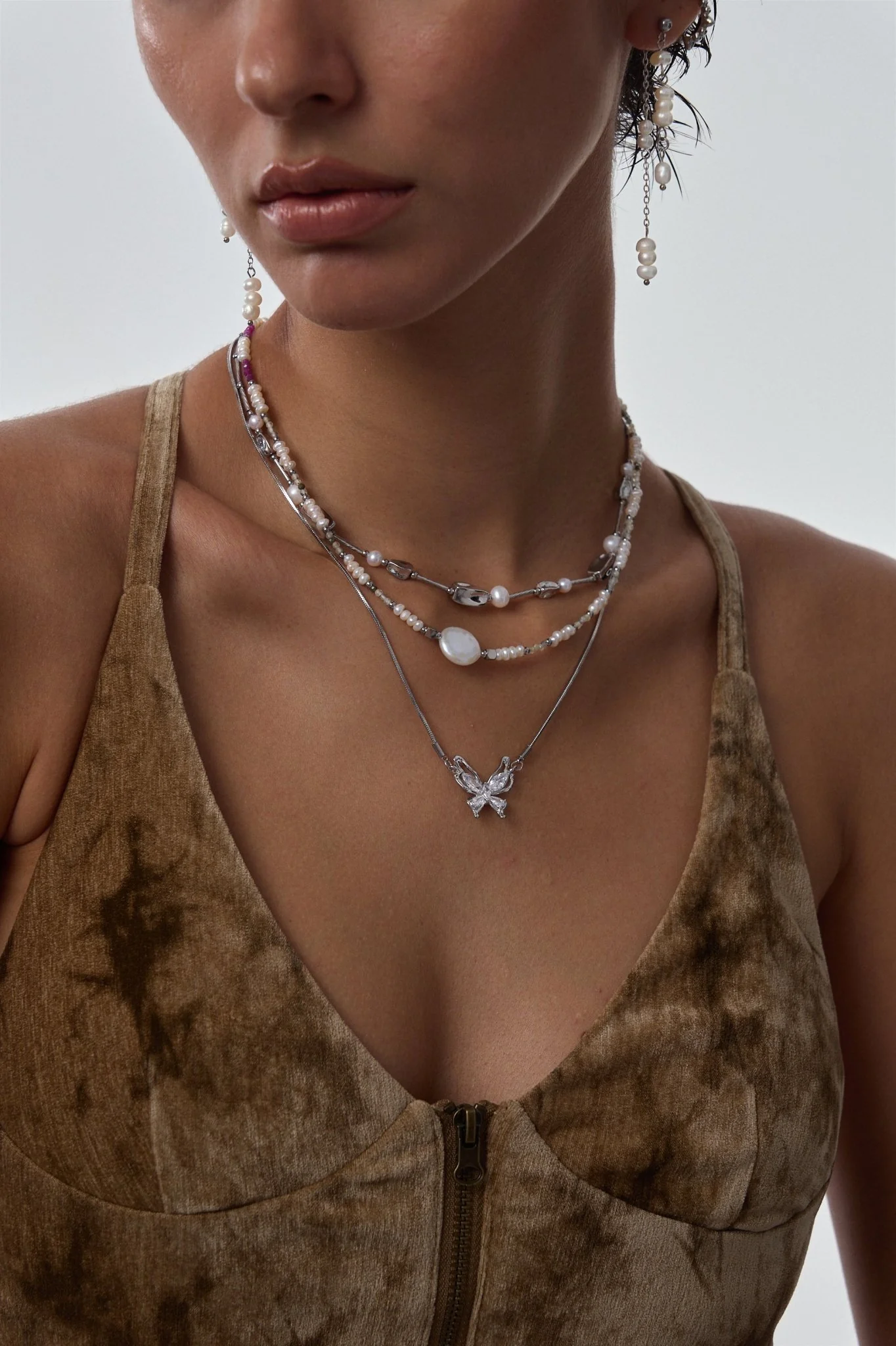 Crystal Butterfly Necklace - Image 3