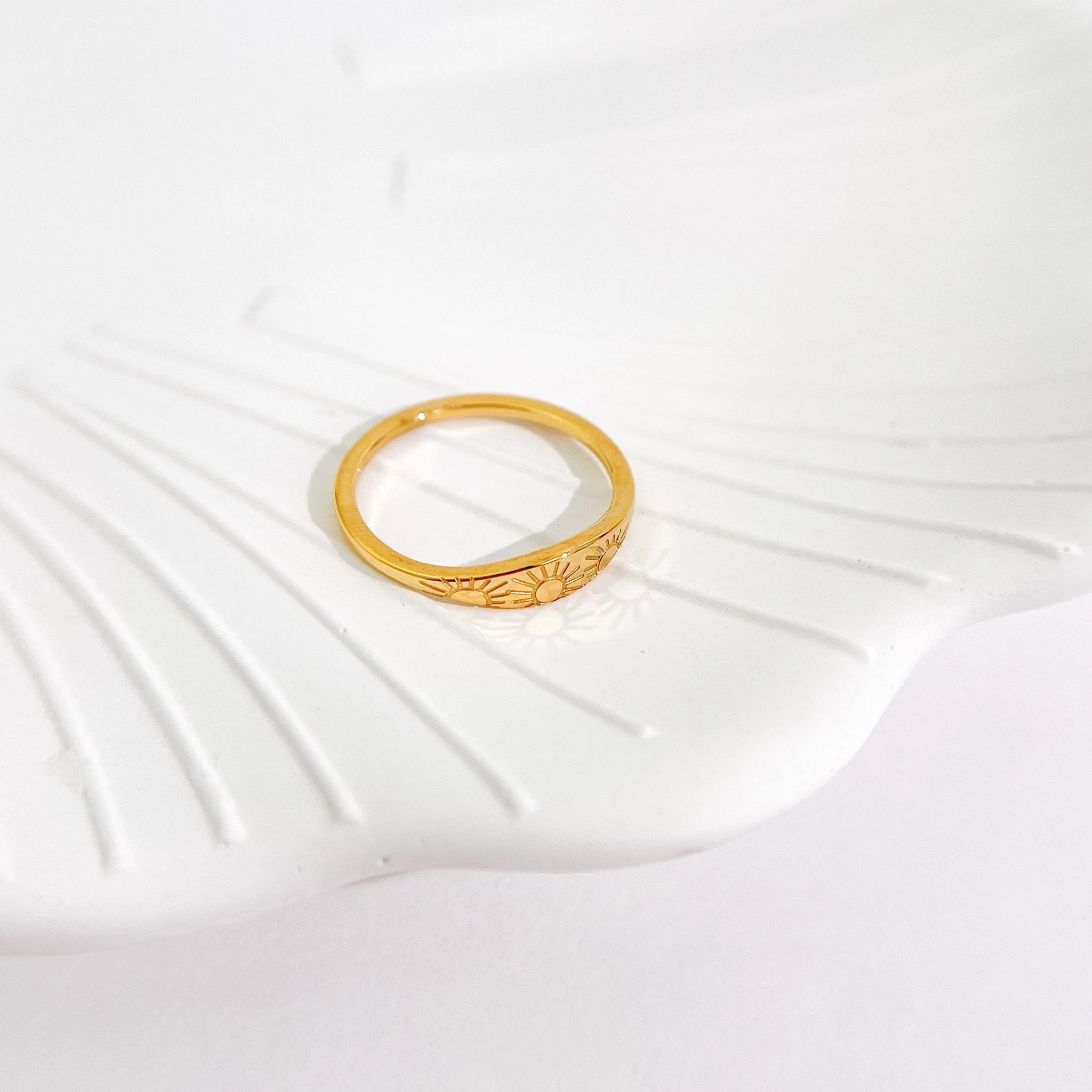 Katie Sunset Ring - Image 4