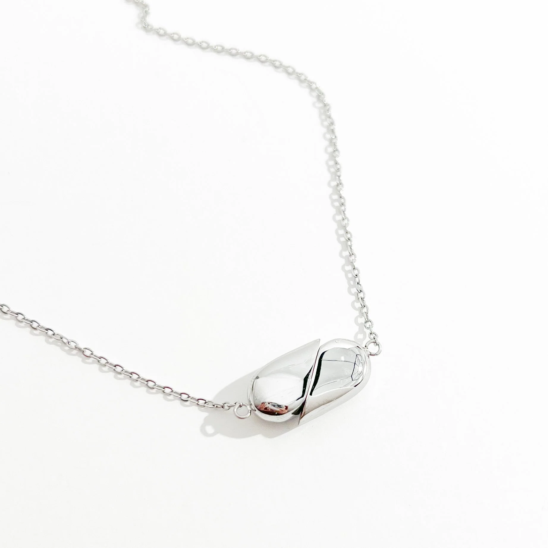 Magnetic Heart Necklace - Image 7