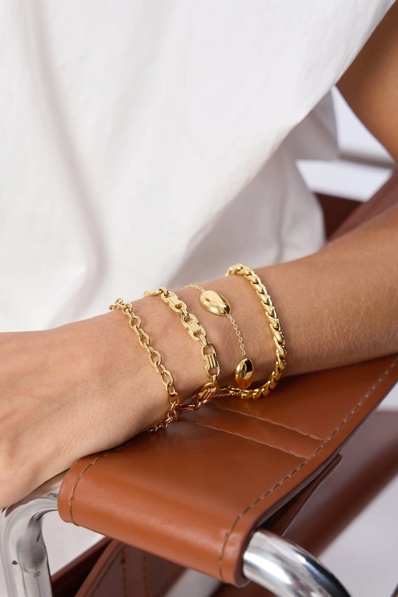 Avery Chain Bracelet (Unisex) - Image 3