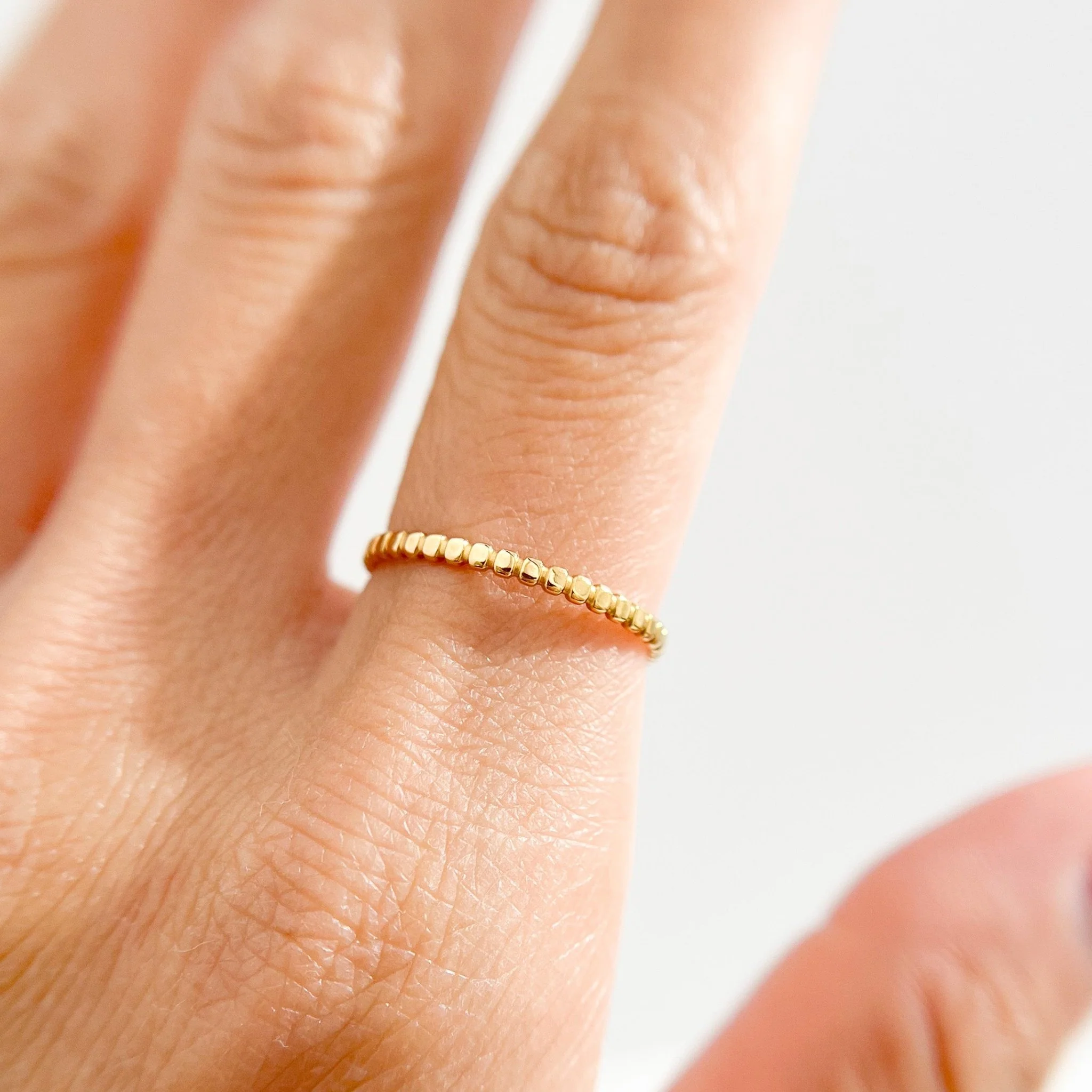 Thin Beaded Band Gold Ring - Image 2