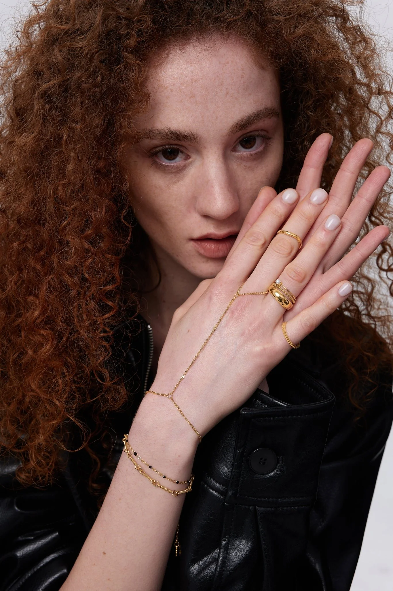 Twisted Chain Bracelet - Image 3