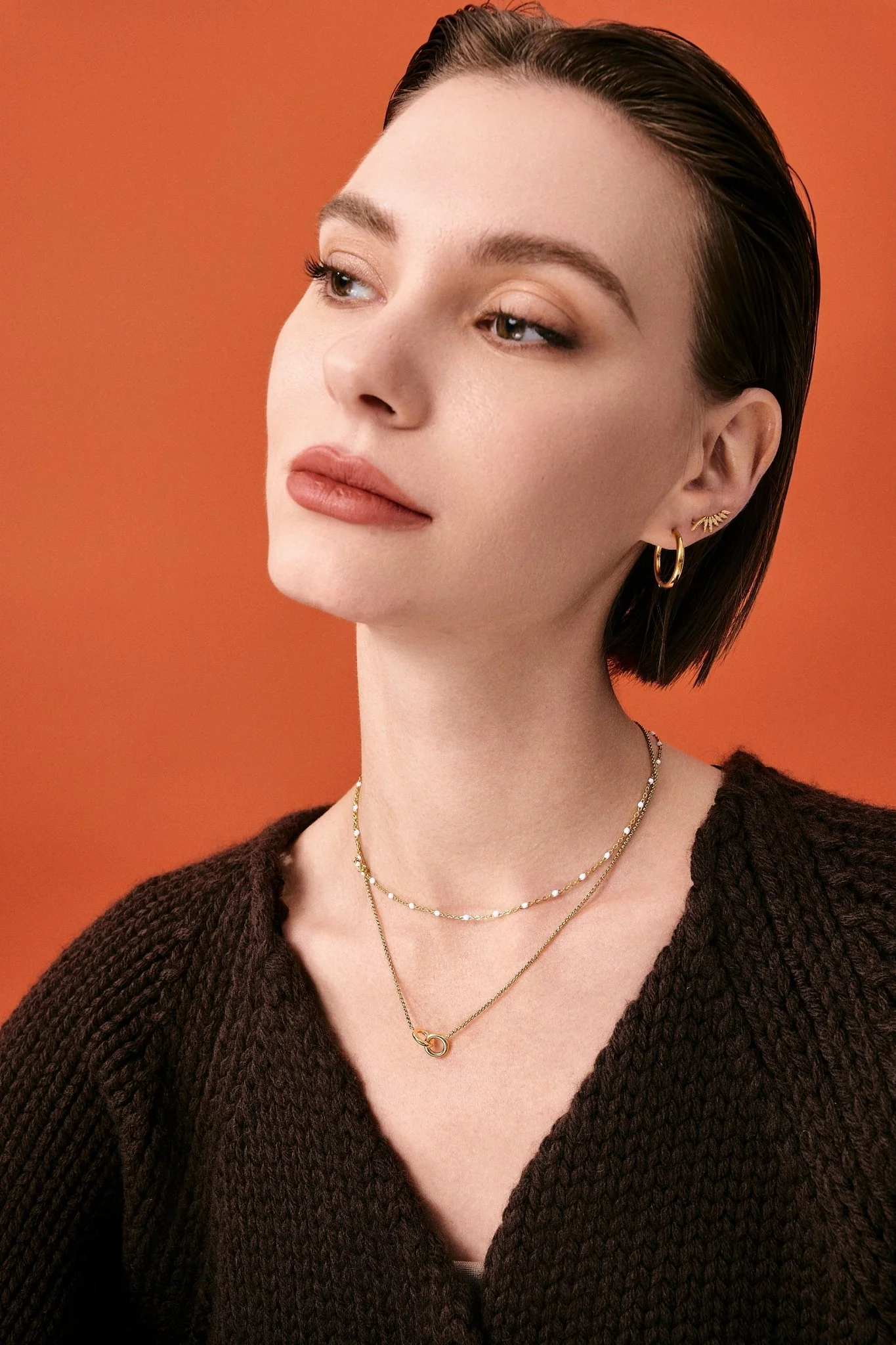 White Enamel Bead Necklace in Gold - Image 3